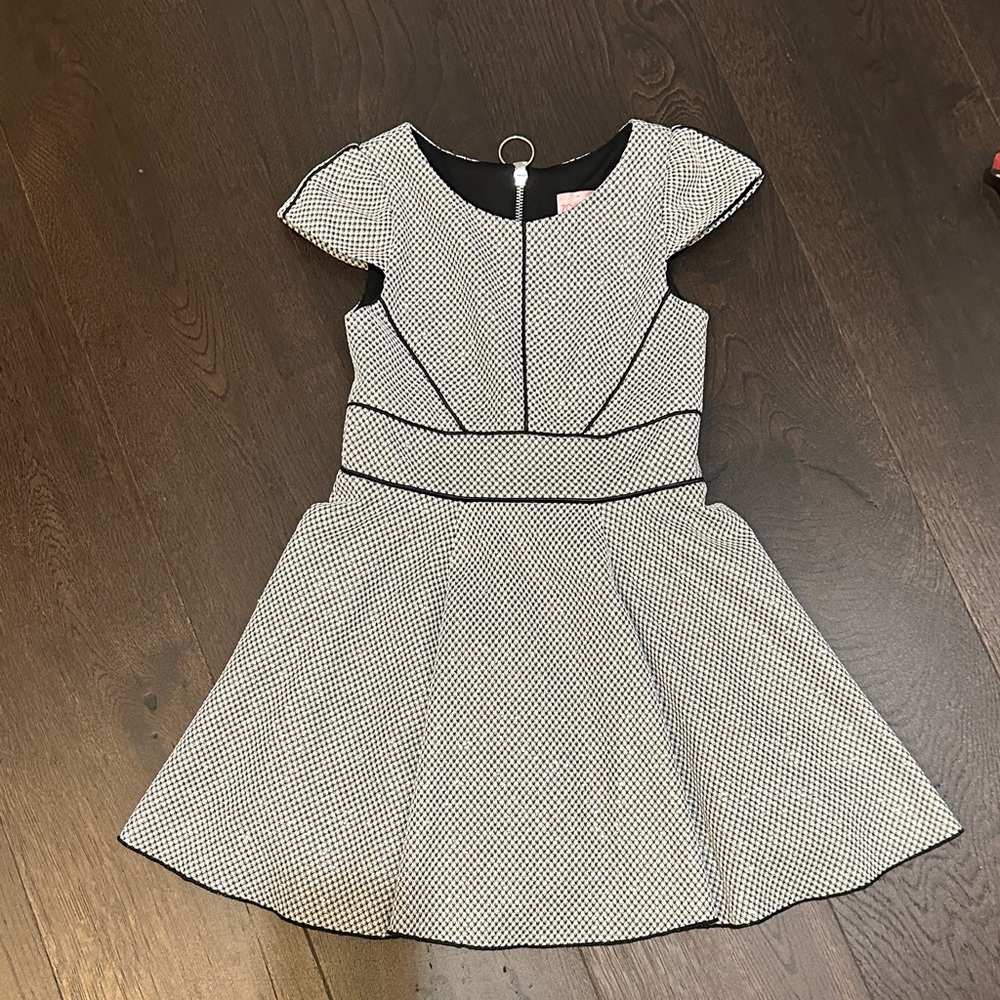 Zoe Ltd size 8 Girls Black and White Fit-and-Flare Dress